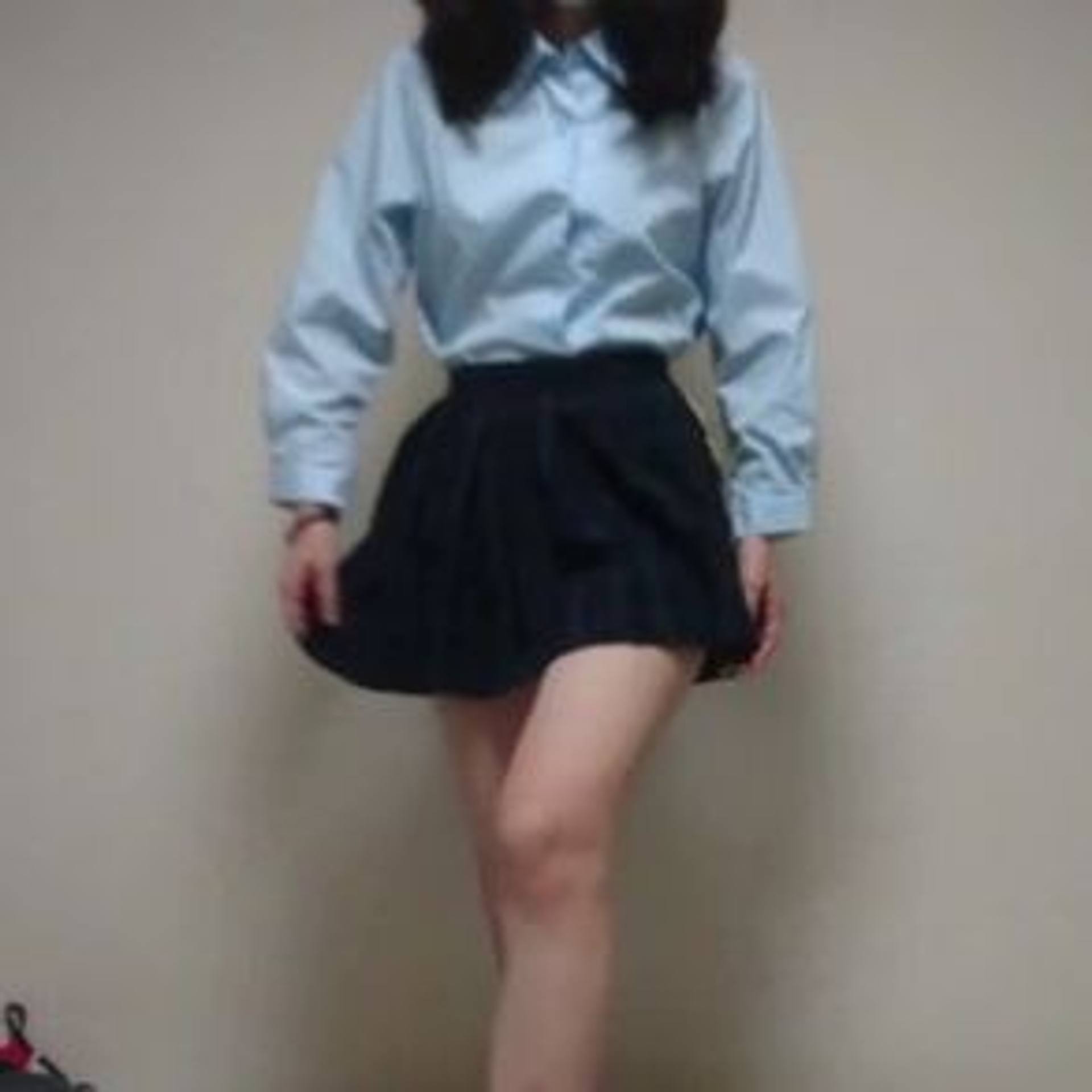 FC2-PPV-564361 【自撮り投稿動画】女子校生制服コスプレに着替え（横から）