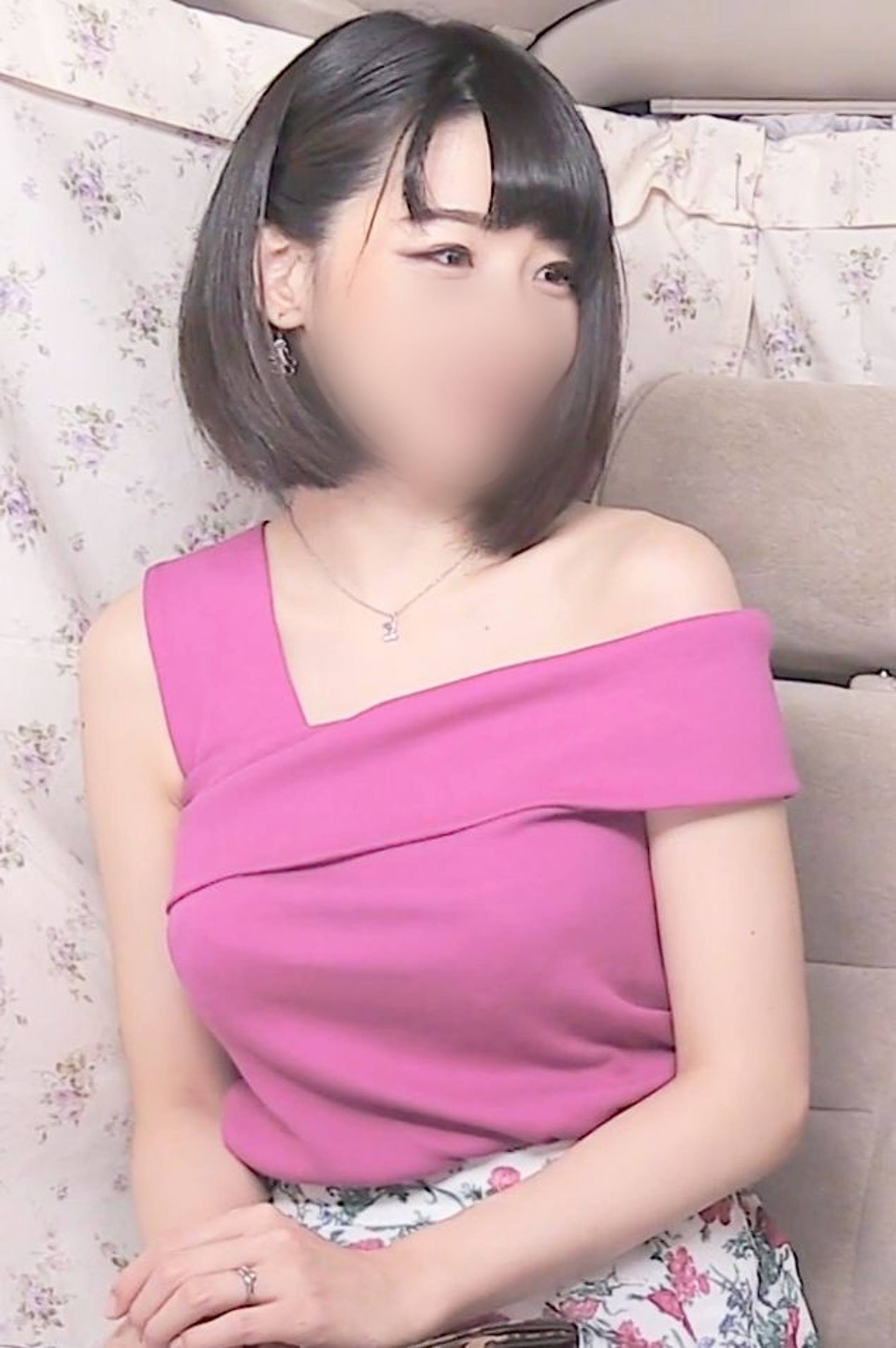 FC2-PPV-3040198 【個人撮影】色白で綺麗な美人妻(34歳)です♥ 肉棒を咥えるともうとフェラが止まりません！