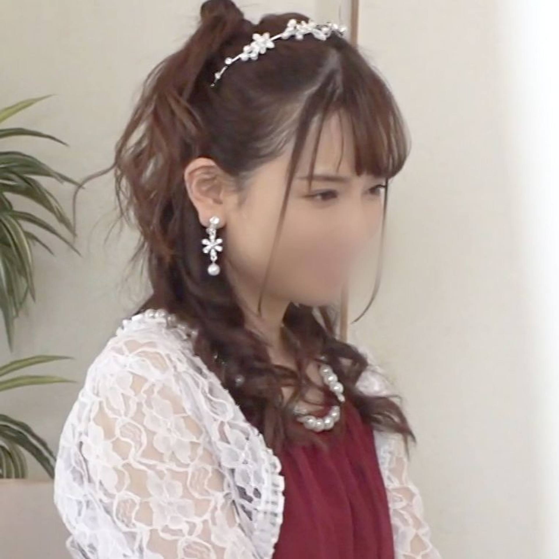 FC2-PPV-3067710 【素人ハメ撮り】結婚式帰りでエッチな撮影。ドレス美女がアヘ顔でヨガり狂う。