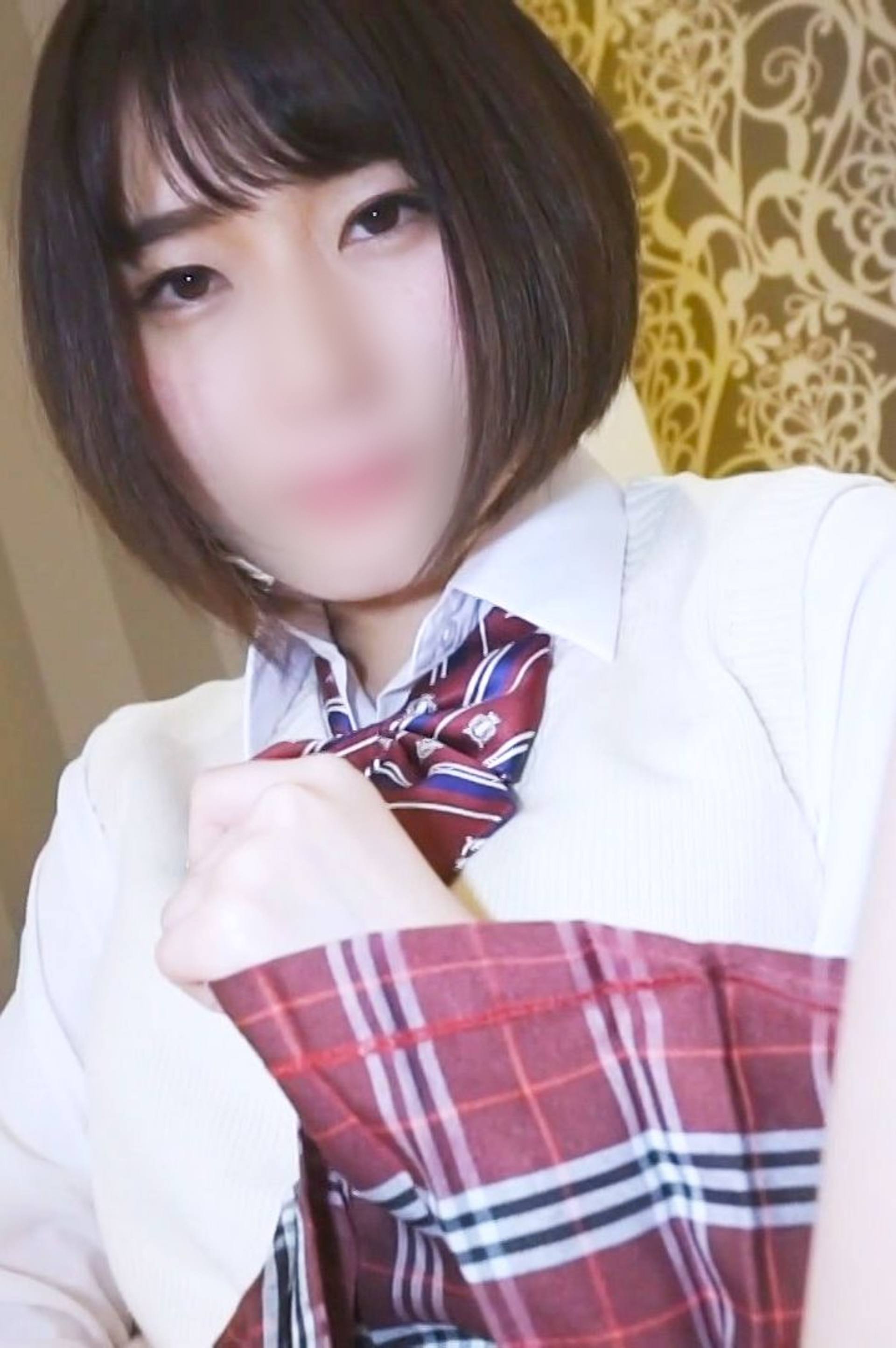 FC2-PPV-3057883 【個人撮影】コスプレが似合う色白美女(20歳)♥ 生ハメで自分の愛液まみれになったチンポをジュポフェラ♥