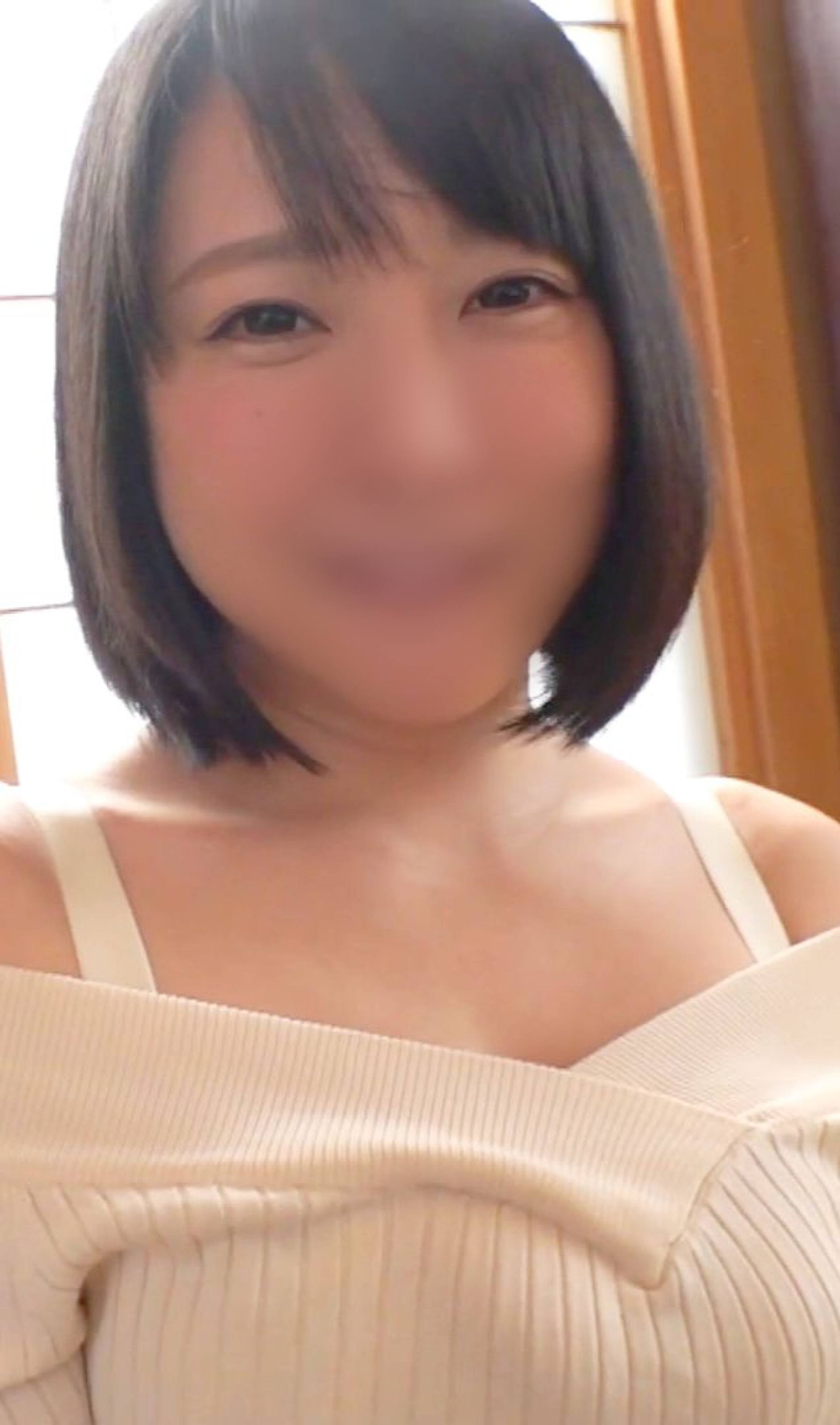 FC2-PPV-3105276 【素人】もちもちGカップ爆乳の36歳人妻さん♥ ストッキングが股色気を倍増させてて、理性を失ってメス顔になってます♥