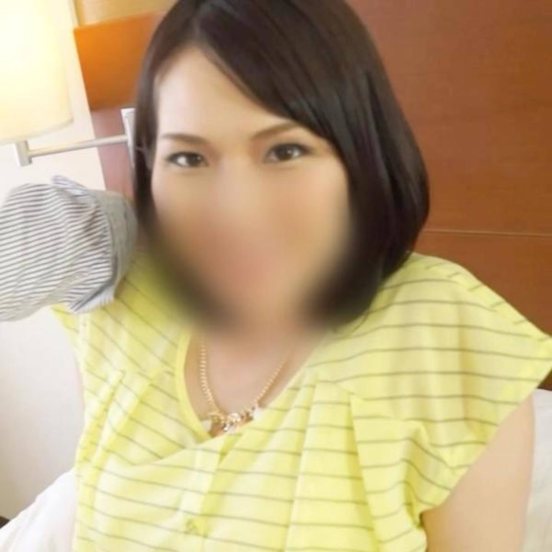 FC2-PPV-3304624 【熟女・人妻◆中出し】セックスレスで性欲を持て余す40歳人妻◆ご無沙汰敏感ボディを震わせ連続イキ！中にた〜っぷり濃厚ザーメン注入！