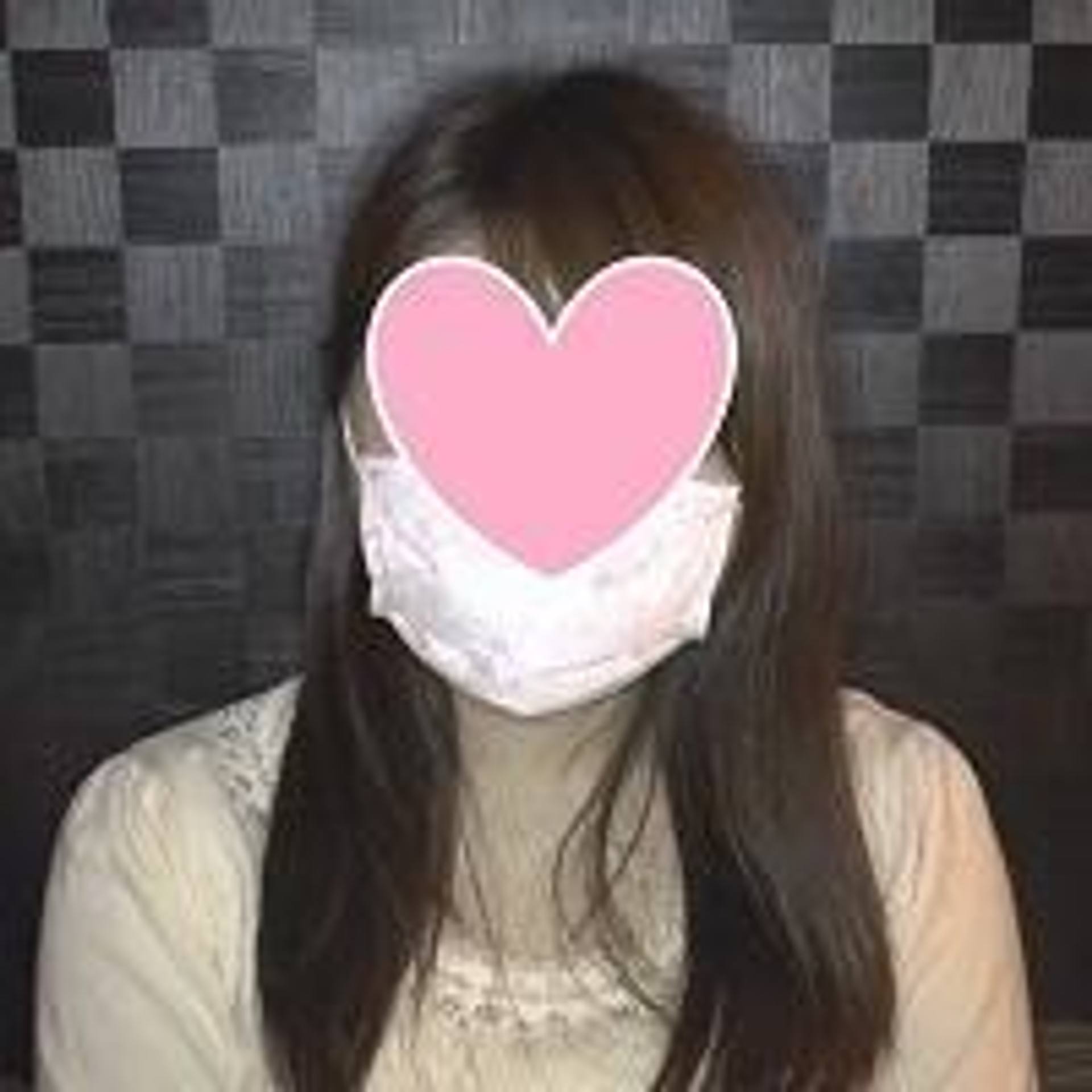 FC2-PPV-752956 【個人撮影】【不在編】18歳の女子大生に、中出ししちゃいましたｗｗｗ【高画質版有】